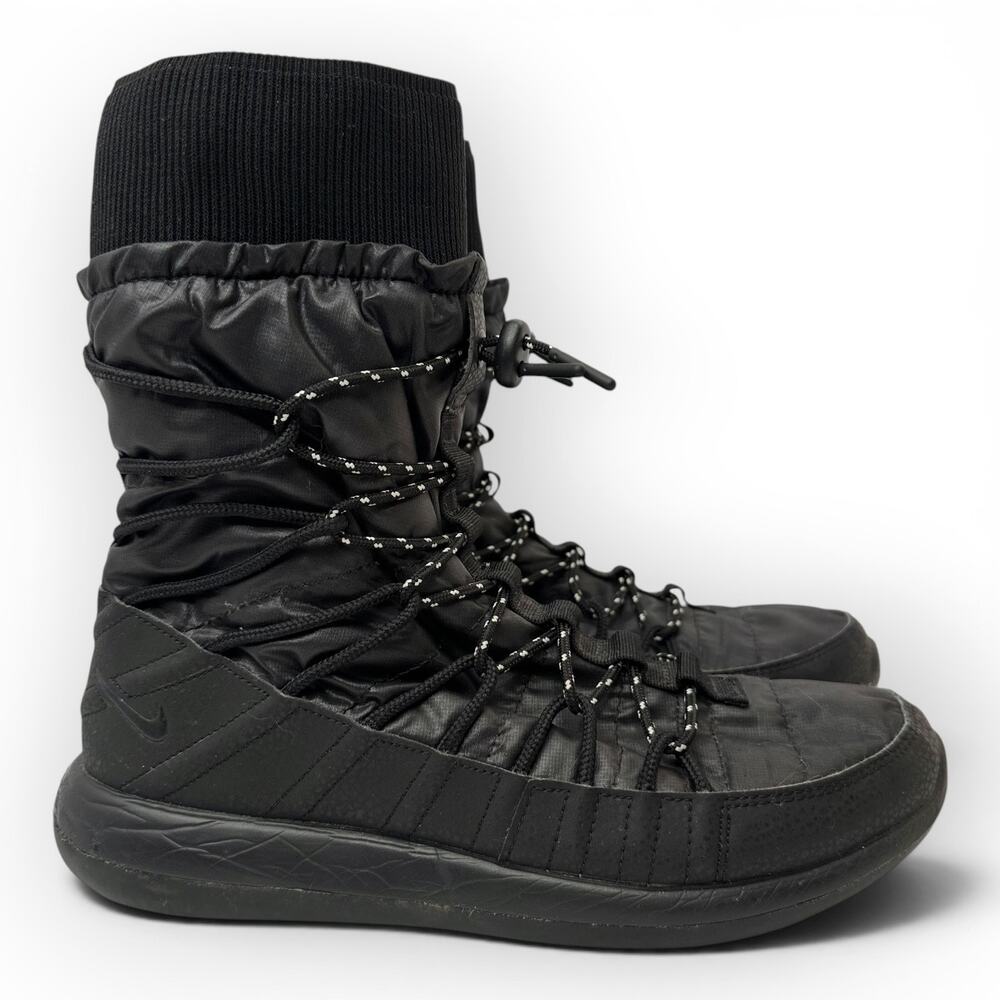 Nike Womens size 8 Roshe 2 High Sneakerboot Puffer Streetwear Quilt Black